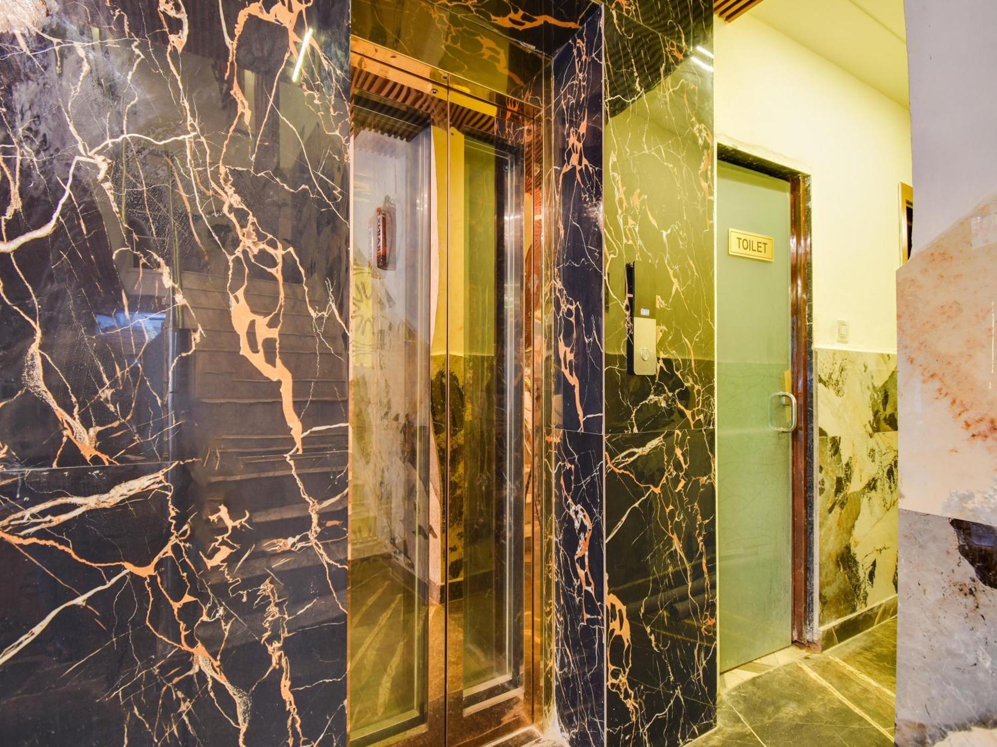 Hotel O Double Rr Yeni Delhi Dış mekan fotoğraf